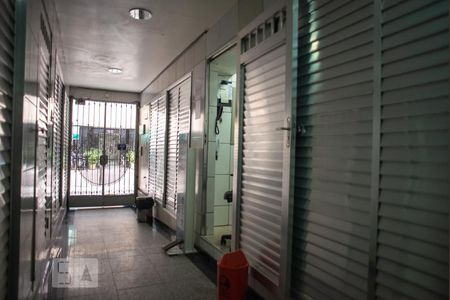 Apartamento à venda com 30m², 1 quarto e sem vagaÁrea comum - portaria