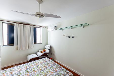 Suite de apartamento à venda com 2 quartos, 84m² em São Domingos, Niterói
