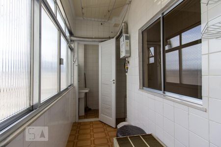 Apartamento à venda com 95m², 3 quartos e 1 vagaÁrea de Serviço