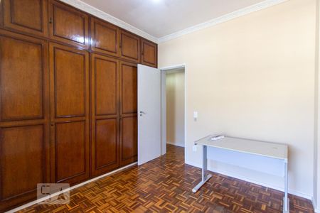 Apartamento à venda com 95m², 3 quartos e 1 vagaQuarto 2