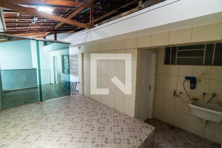 Casa para alugar com 220m², 2 quartos e 4 vagasLavanderia