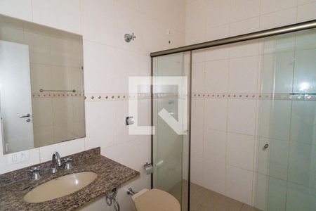 Casa para alugar com 220m², 2 quartos e 4 vagasBanheiro da Suíte 2