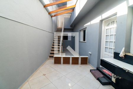 Casa para alugar com 220m², 2 quartos e 4 vagasQuintal