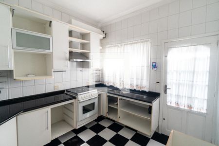 Casa para alugar com 220m², 2 quartos e 4 vagasCozinha