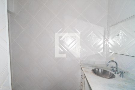 Banheiro da Suíte 1 de casa para alugar com 2 quartos, 220m² em Jardim Oriental, São Paulo