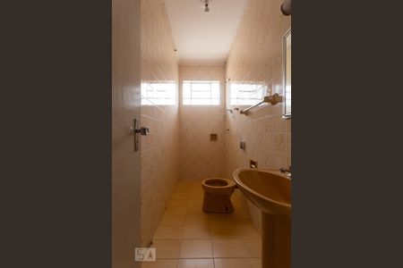 Banheiro da Suíte de casa à venda com 4 quartos, 194m² em Baeta Neves, São Bernardo do Campo