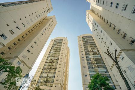 Apartamento à venda com 120m², 3 quartos e 2 vagasFachada