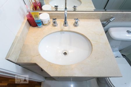 Apartamento à venda com 120m², 3 quartos e 2 vagasBanheiro da Suíte