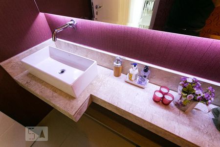 Apartamento à venda com 120m², 3 quartos e 2 vagasLavabo