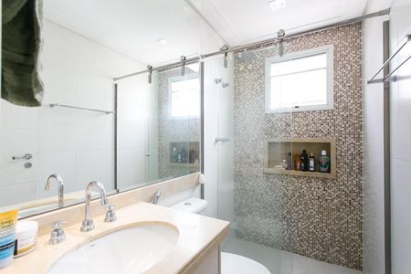 Apartamento à venda com 120m², 3 quartos e 2 vagasBanheiro da Suíte