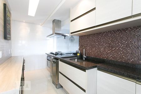 Apartamento à venda com 120m², 3 quartos e 2 vagasCozinha