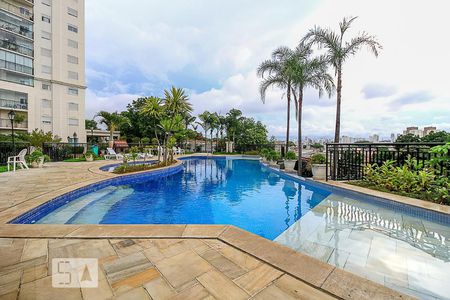 Apartamento à venda com 120m², 3 quartos e 2 vagasÁrea comum - Piscina Aquecida