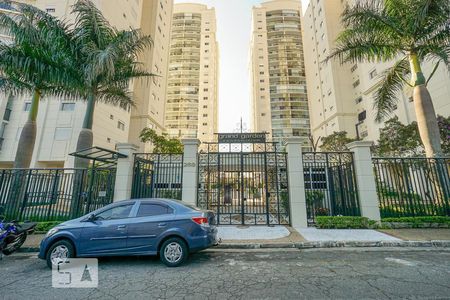 Apartamento à venda com 120m², 3 quartos e 2 vagasFachada
