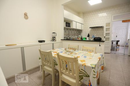 Apartamento para alugar com 165m², 3 quartos e 1 vagaCozinha