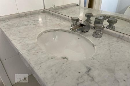 Apartamento para alugar com 403m², 3 quartos e 2 vagasBanheiro - Torneira