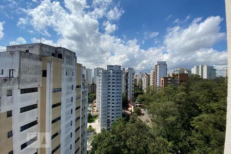 Apartamento para alugar com 403m², 3 quartos e 2 vagasVista da suíte 2