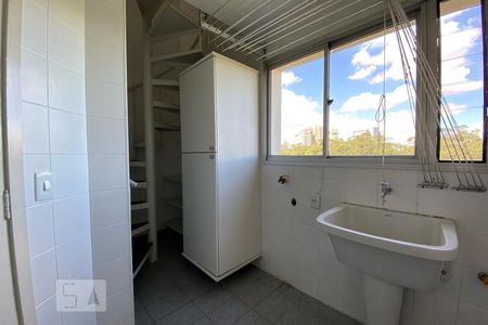 Apartamento para alugar com 403m², 3 quartos e 2 vagasÁrea de Serviço