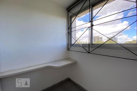 Apartamento para alugar com 403m², 3 quartos e 2 vagasQuarto de Serviço