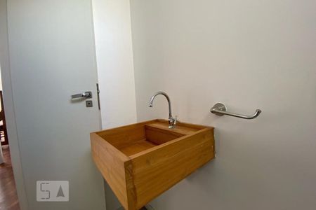 Apartamento para alugar com 403m², 3 quartos e 2 vagasLavabo