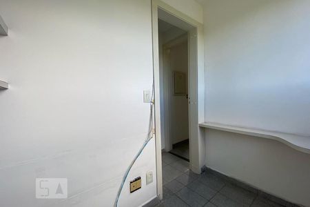 Apartamento para alugar com 403m², 3 quartos e 2 vagasQuarto de Serviço
