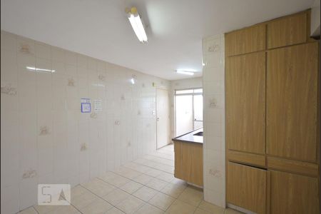Apartamento para alugar com 100m², 3 quartos e 1 vaga Apartamento para alugar com 100m², 3 quartos e 1 vagaCozinha