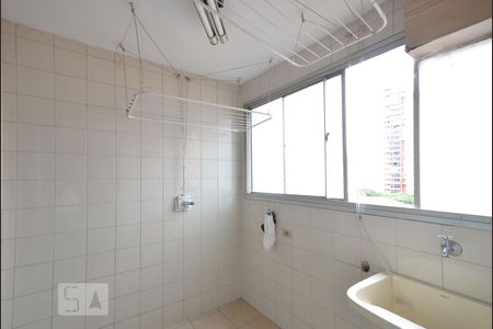 Apartamento para alugar com 100m², 3 quartos e 1 vaga Apartamento para alugar com 100m², 3 quartos e 1 vagaArea de Serviço