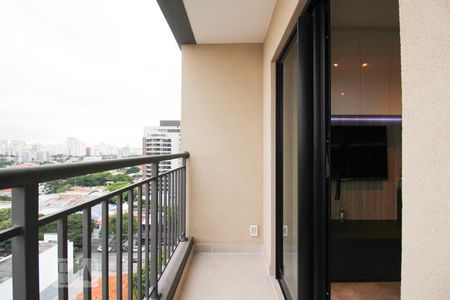 Varanda  de kitnet/studio à venda com 1 quarto, 28m² em Indianópolis, São Paulo