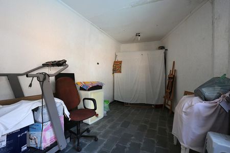 Casa à venda com 700m², 4 quartos e 6 vagas Casa à venda com 700m², 4 quartos e 6 vagasQuarto de Serviço