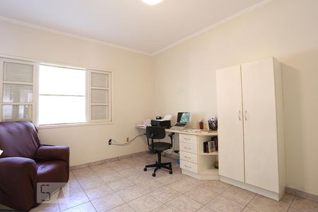 Casa à venda com 700m², 4 quartos e 6 vagas Casa à venda com 700m², 4 quartos e 6 vagasQuarto 3