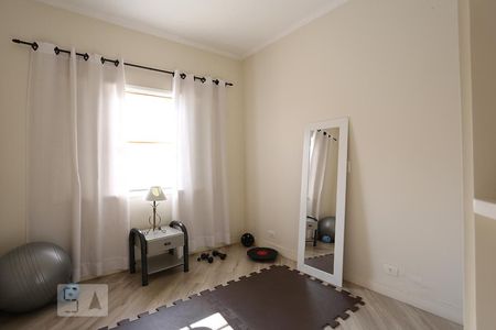 Casa à venda com 700m², 4 quartos e 6 vagas Casa à venda com 700m², 4 quartos e 6 vagasQuarto 2