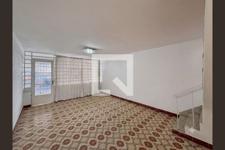 Sala  de casa à venda com 2 quartos, 100m² em Vila Cordeiro, São Paulo