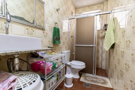 Casa para alugar com 100m², 2 quartos e 2 vagas Casa para alugar com 100m², 2 quartos e 2 vagasBanheiro