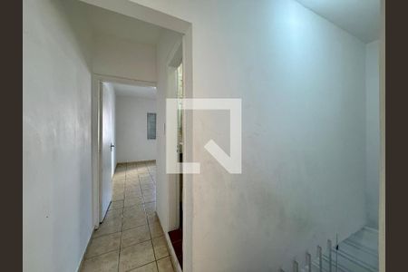 Corredor  de casa à venda com 2 quartos, 100m² em Vila Cordeiro, São Paulo