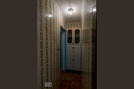 Casa para alugar com 360m², 2 quartos e 4 vagas Casa para alugar com 360m², 2 quartos e 4 vagasCorredor