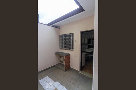 Casa para alugar com 360m², 2 quartos e 4 vagas Casa para alugar com 360m², 2 quartos e 4 vagasÁrea Externa