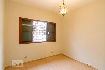 Casa para alugar com 360m², 2 quartos e 4 vagas Casa para alugar com 360m², 2 quartos e 4 vagasQuarto 1