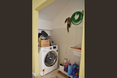 Casa de condomínio à venda com 120m², 2 quartos e 2 vagasÁrea de Serviço