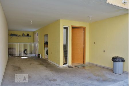 Casa de condomínio à venda com 120m², 2 quartos e 2 vagasGaragem