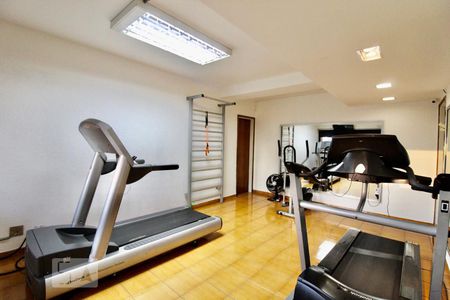 Apartamento à venda com 130m², 3 quartos e 2 vagasAcademia