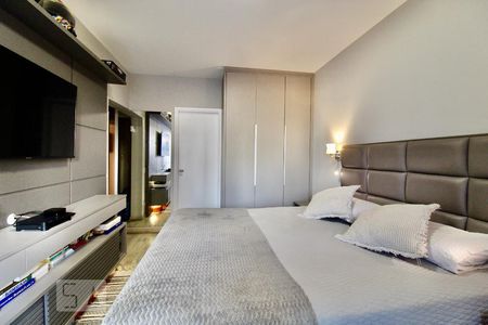 Apartamento à venda com 130m², 3 quartos e 2 vagasSuíte