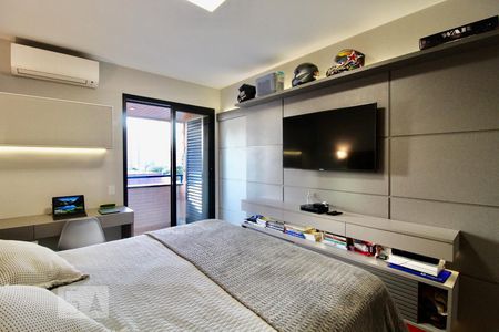 Apartamento à venda com 130m², 3 quartos e 2 vagasSuíte
