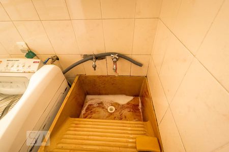 Casa à venda com 167m², 3 quartos e 2 vagas Casa à venda com 167m², 3 quartos e 2 vagasÁrea de Serviço