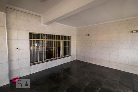 Casa à venda com 167m², 3 quartos e 2 vagas Casa à venda com 167m², 3 quartos e 2 vagasGaragem