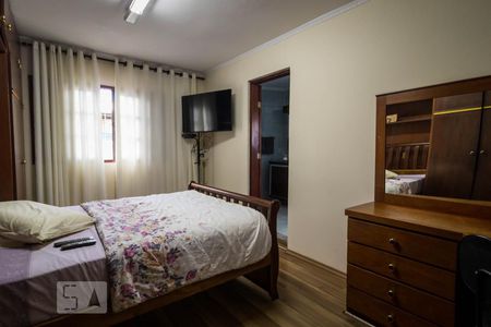 Casa à venda com 167m², 3 quartos e 2 vagas Casa à venda com 167m², 3 quartos e 2 vagasQuarto Suíte