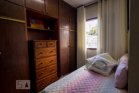 Quarto 2 de casa à venda com 3 quartos, 167m² em Vila Carrão, São Paulo