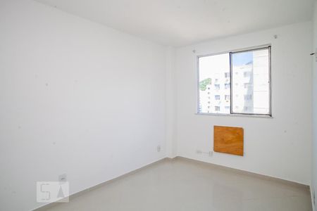 Quarto 2 de apartamento para alugar com 2 quartos, 48m² em Jacarepaguá, Rio de Janeiro