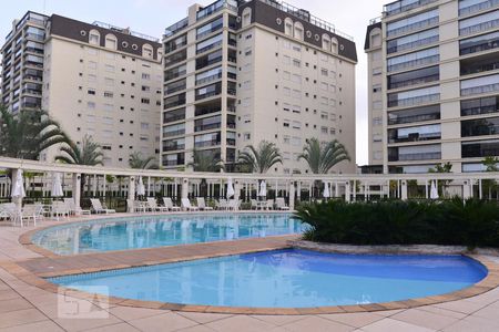 Apartamento para alugar com 248m², 3 quartos e 3 vagaspiscinas