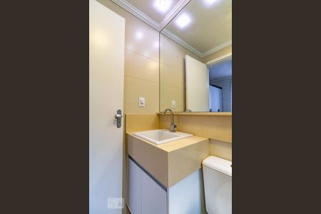 Apartamento para alugar com 60m², 3 quartos e 1 vaga Apartamento para alugar com 60m², 3 quartos e 1 vagaBanheiro da Suíte