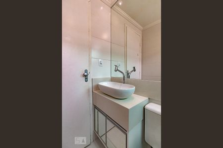 Apartamento para alugar com 60m², 3 quartos e 1 vaga Apartamento para alugar com 60m², 3 quartos e 1 vagaBanheiro Social
