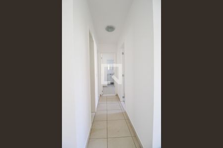 Corredor de apartamento para alugar com 3 quartos, 76m² em Loteamento Center Santa Genebra, Campinas